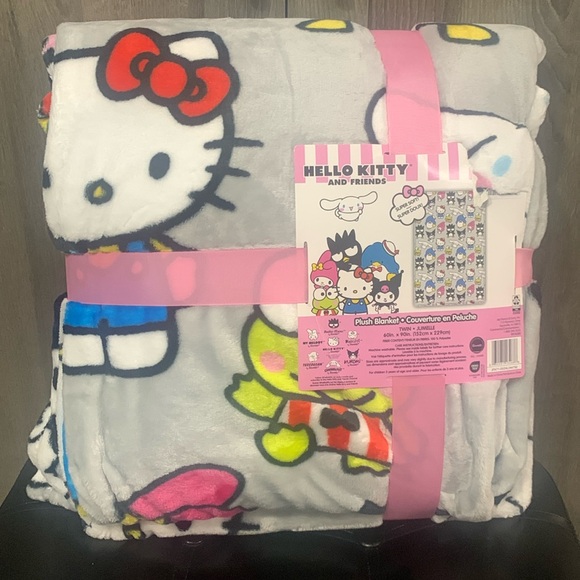 New Hello Kitty & Friends 60" x 90" Twin Gray Super Soft Plush Blanket With Bow - Picture 1 of 8